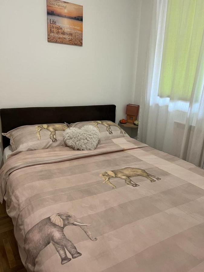 Apartman Manja Lukavica Luaran gambar