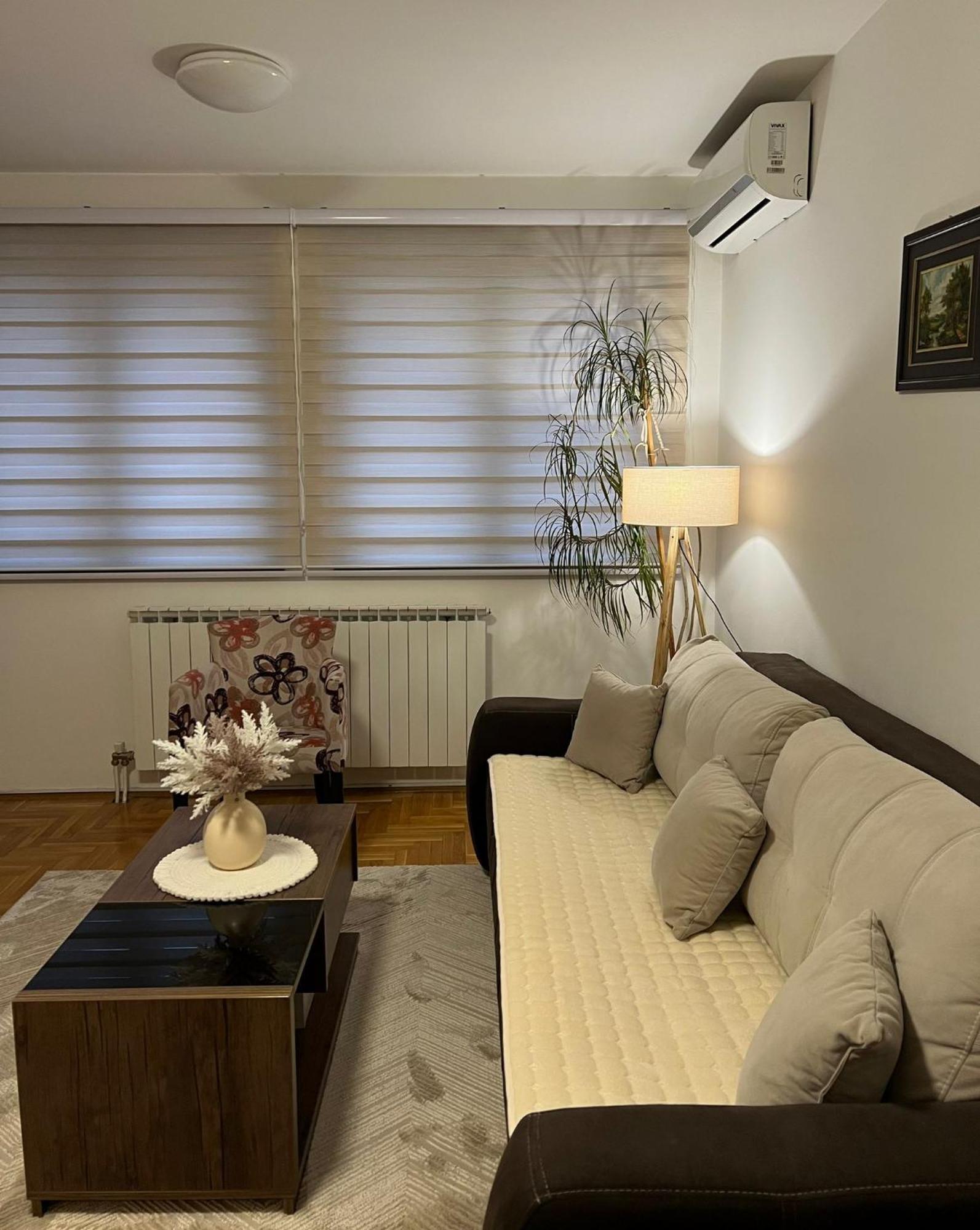 Apartman Manja Lukavica Luaran gambar
